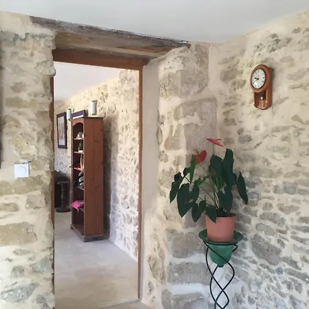 ベッド・アンド・ブレックファスト La Maison Ocre 3*