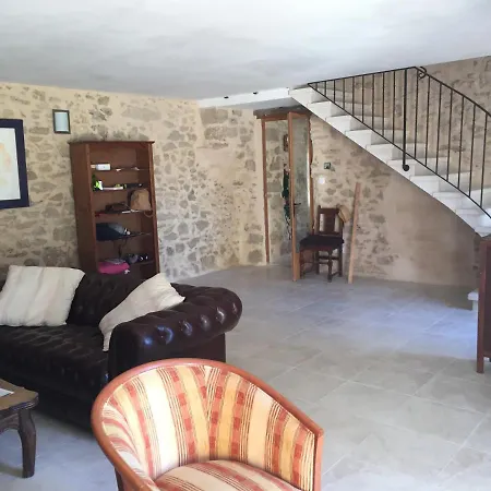 La Maison Ocre Saint-Julien-de-Briola