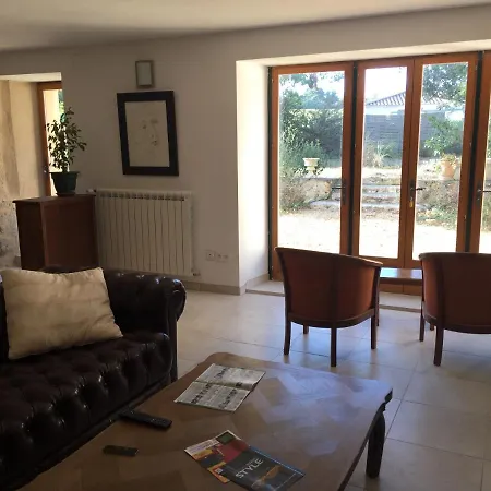 ベッド・アンド・ブレックファスト La Maison Ocre