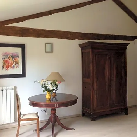 La Maison Ocre Bed & Breakfast Saint-Julien-de-Briola