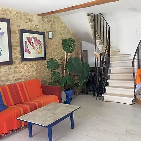 Bed & Breakfast La Maison Ocre 3*